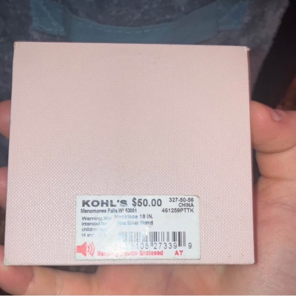 Angel Pendant Necklace - Silver - Picture 3 of 3